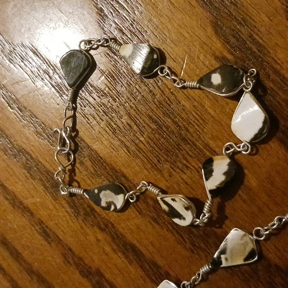 Womans necklace and bracelet set from the islands - Picture 6 of 14